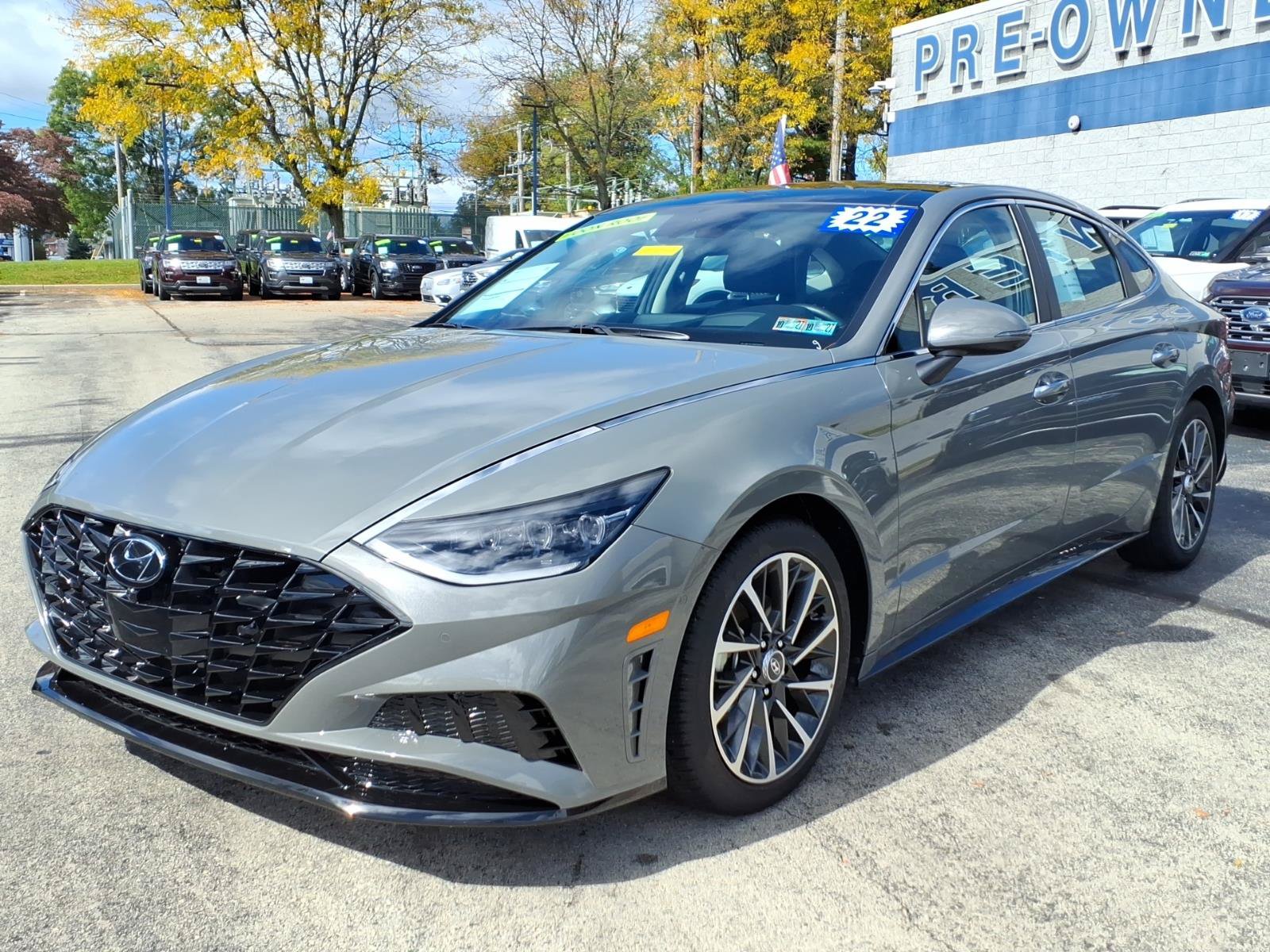 Used 2022 Hyundai Sonata Limited w/ Cargo Package FWD image 7