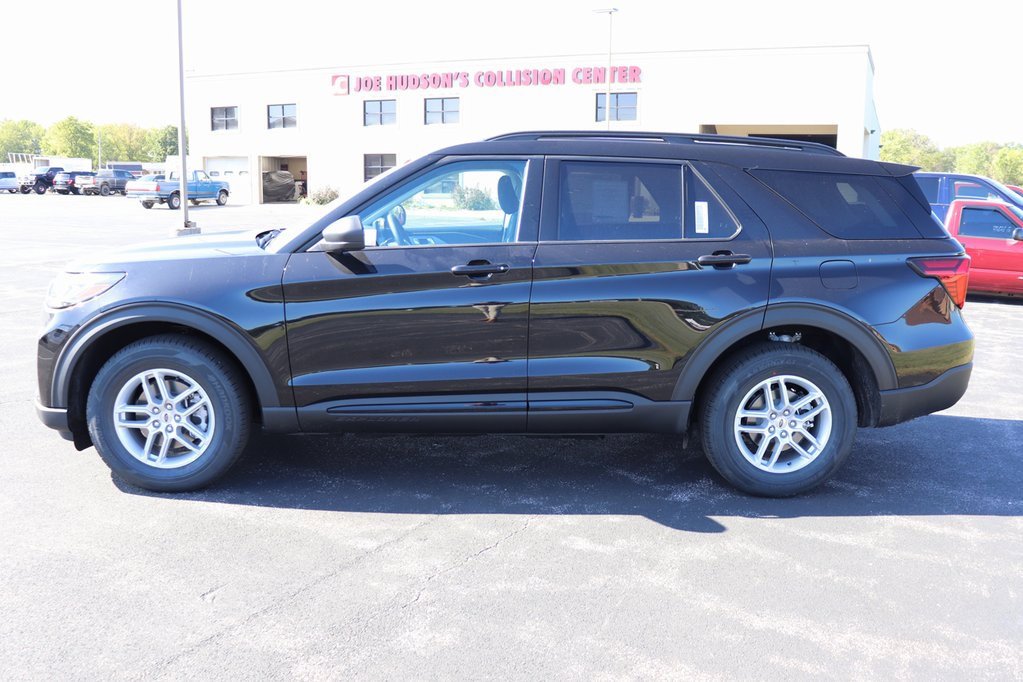 New 2026 Ford Explorer Active image 7