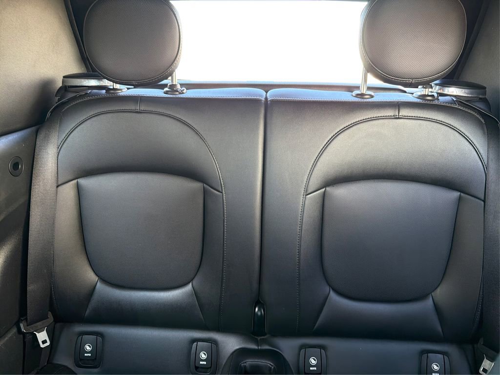 Used 2019 MINI Cooper Convertible image 16