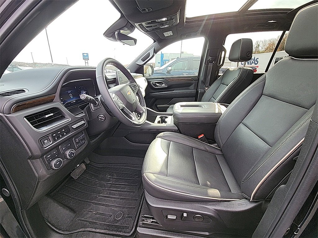 Certified 2024 Chevrolet Tahoe Premier w/ Premium Package image 15