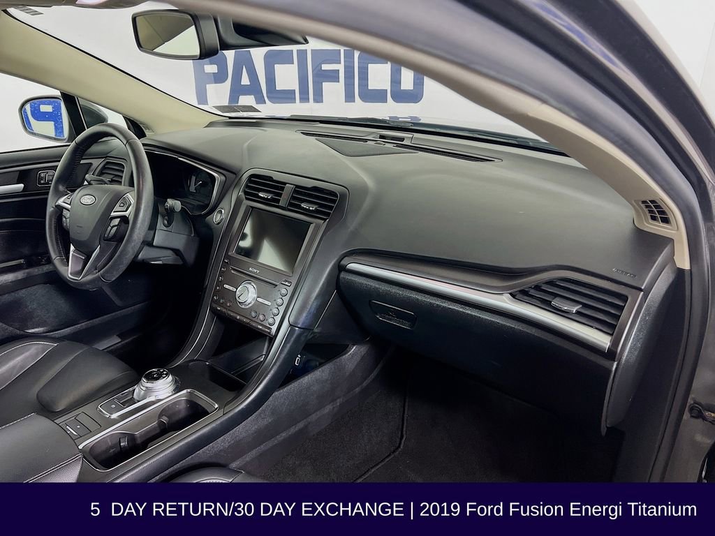 Used 2019 Ford Fusion Energi Titanium image 34