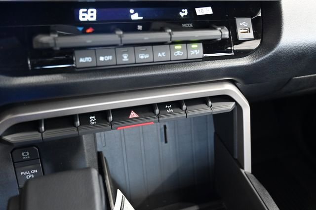 New 2026 Toyota Tundra SR5 AWD/4WD image 18