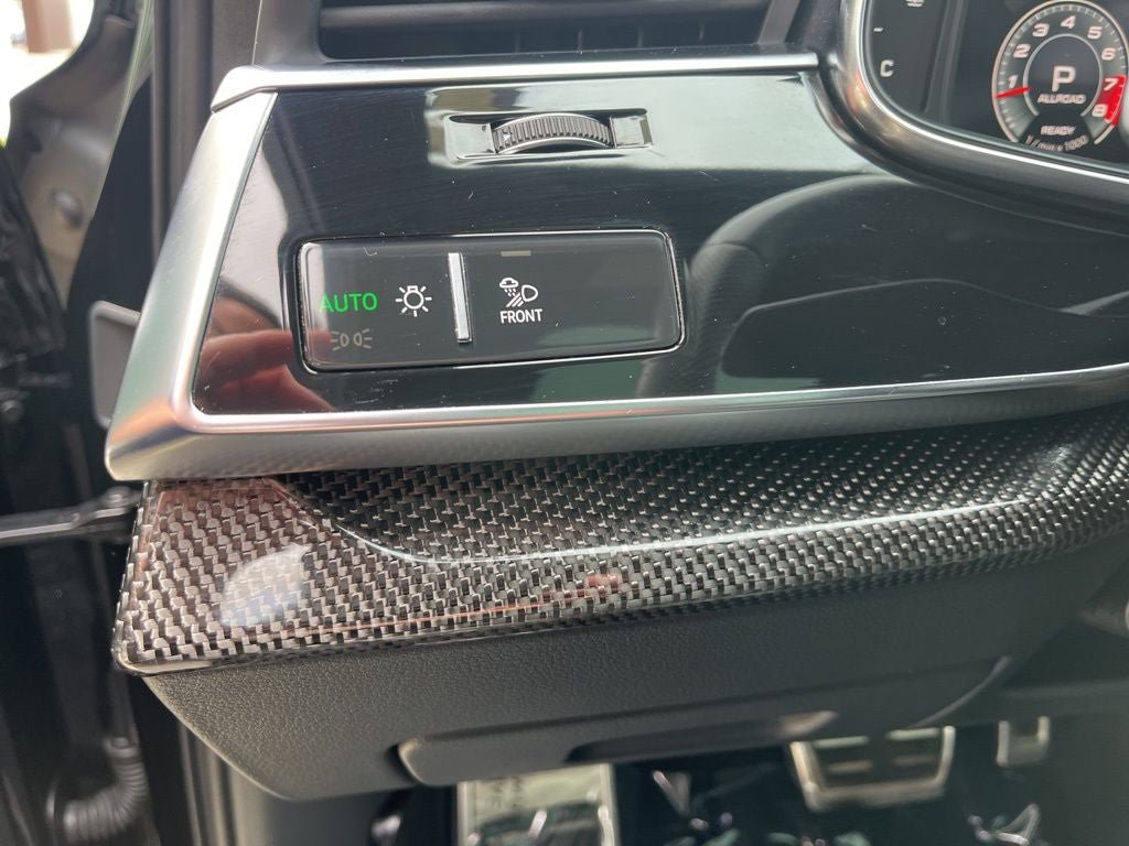 Used 2023 Audi SQ7 Prestige AWD/4WD image 40