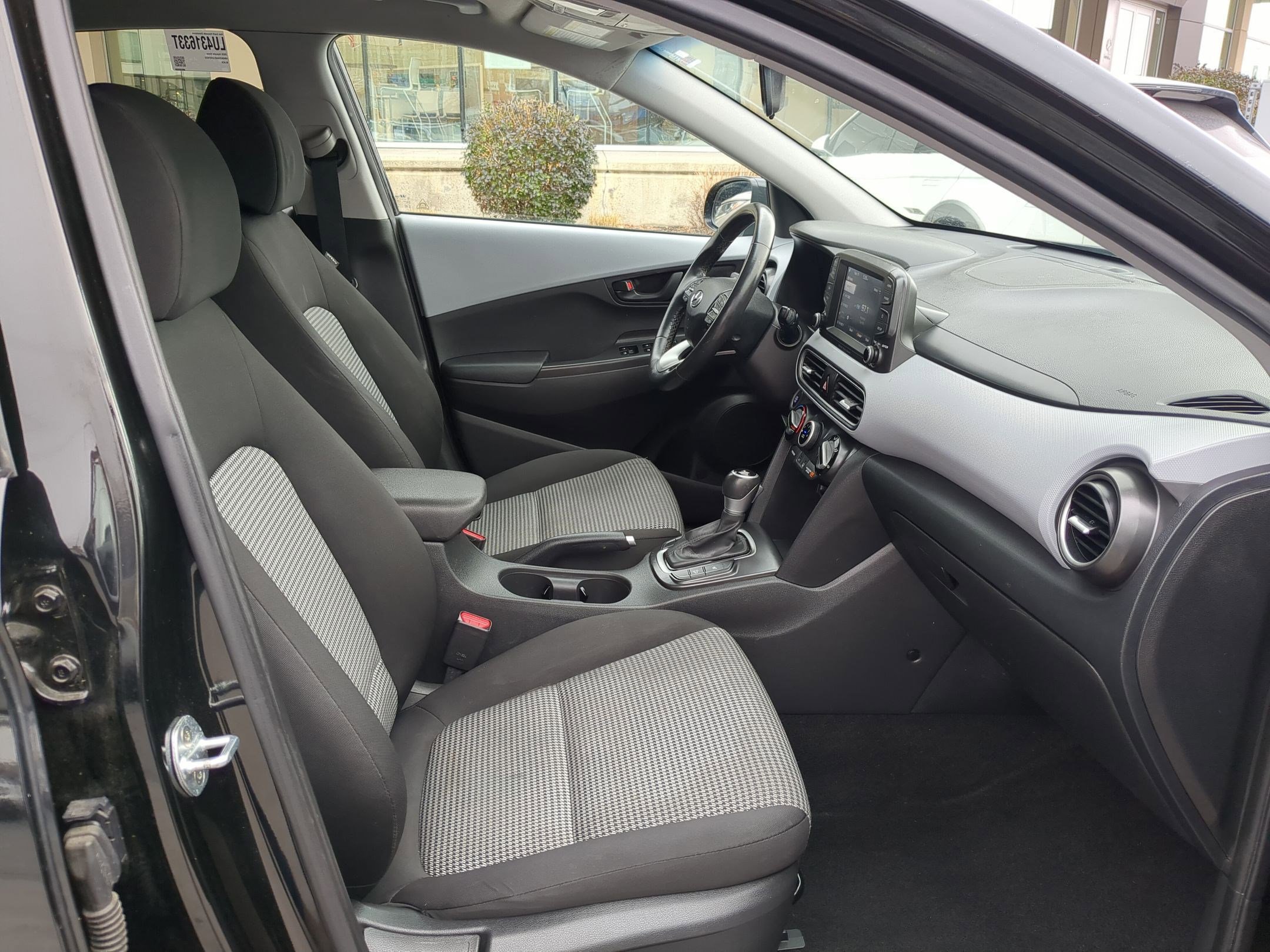 Used 2020 Hyundai Kona SEL image 30