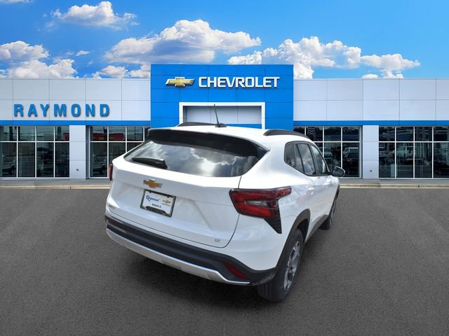 New 2026 Chevrolet Trax LT w/ LT Convenience Package FWD image 4