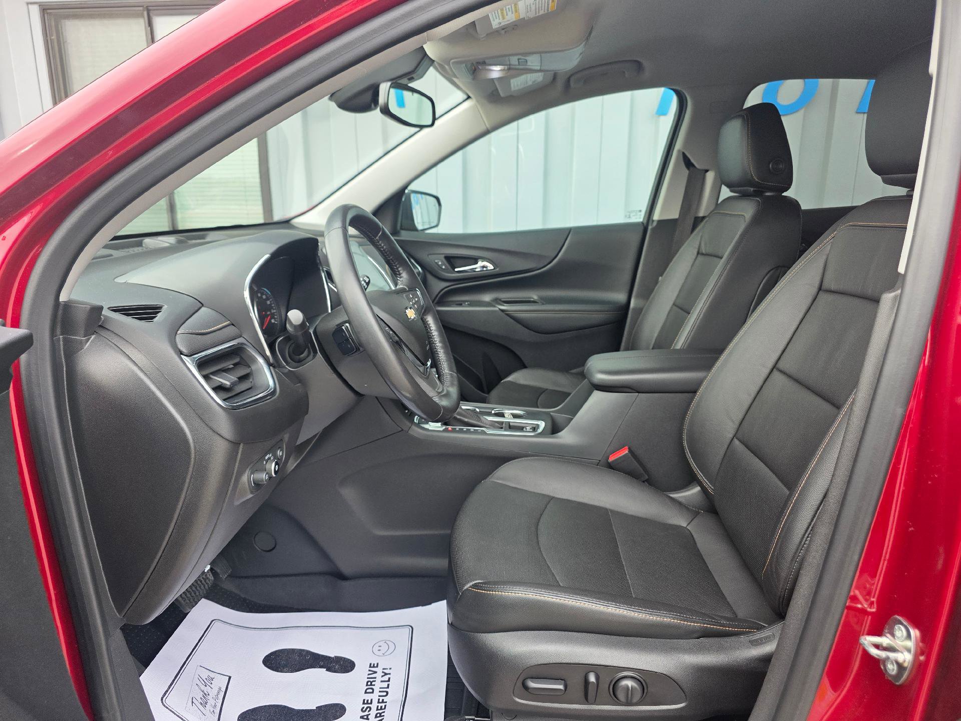 Used 2020 Chevrolet Equinox Premier AWD/4WD image 11