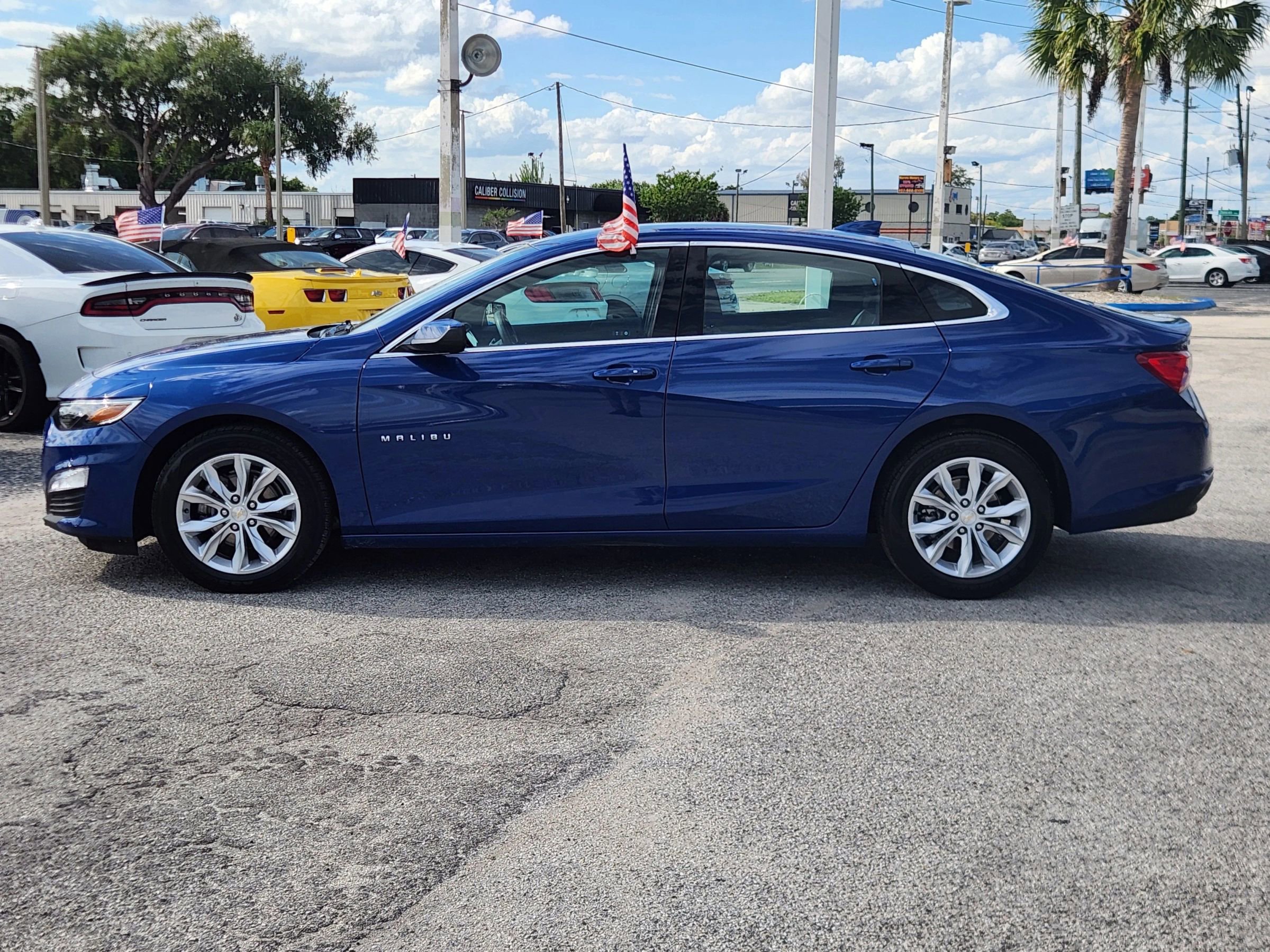 Used 2023 Chevrolet Malibu LT FWD image 4