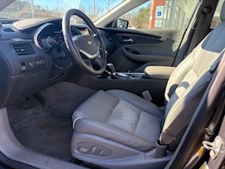 Used 2015 Chevrolet Impala LT image 12