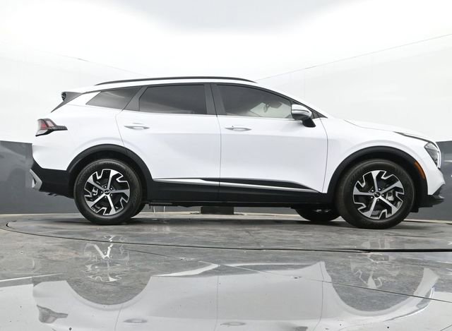 Used 2025 Kia Sportage EX w/ Premium Package FWD image 24