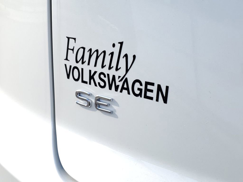 New 2026 Volkswagen Atlas Cross Sport SE FWD image 6