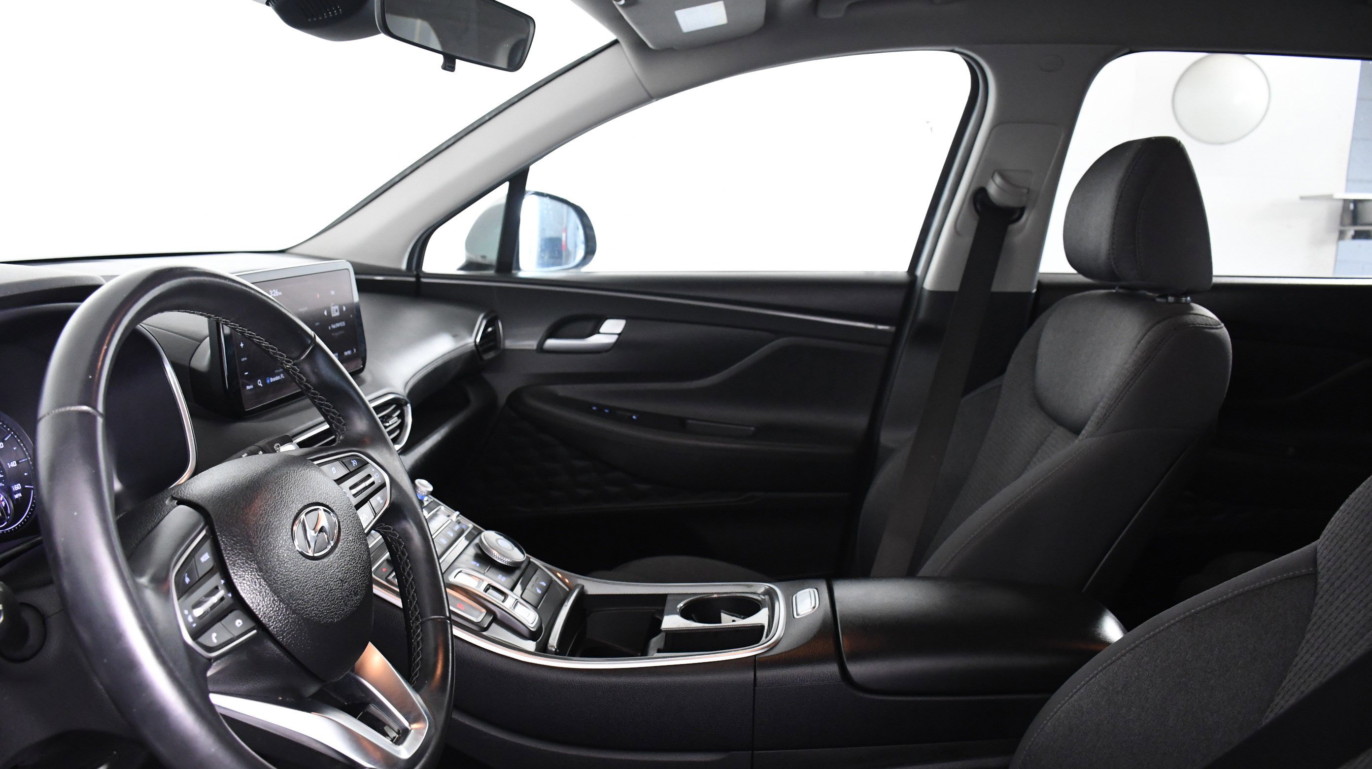 Used 2023 Hyundai Santa Fe SEL image 20