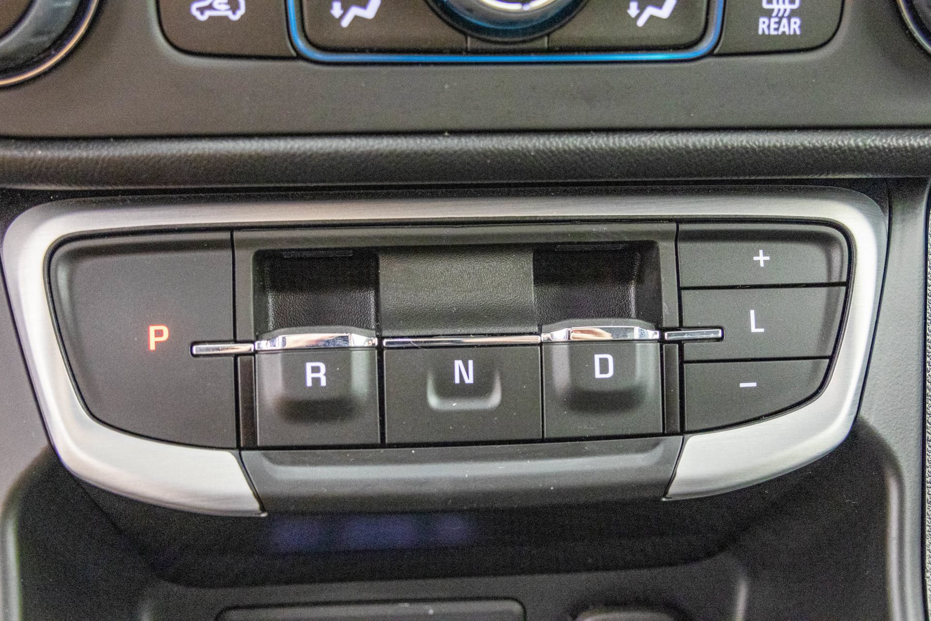 Used 2023 GMC Terrain SLE w/ Driver Convenience Package FWD image 30