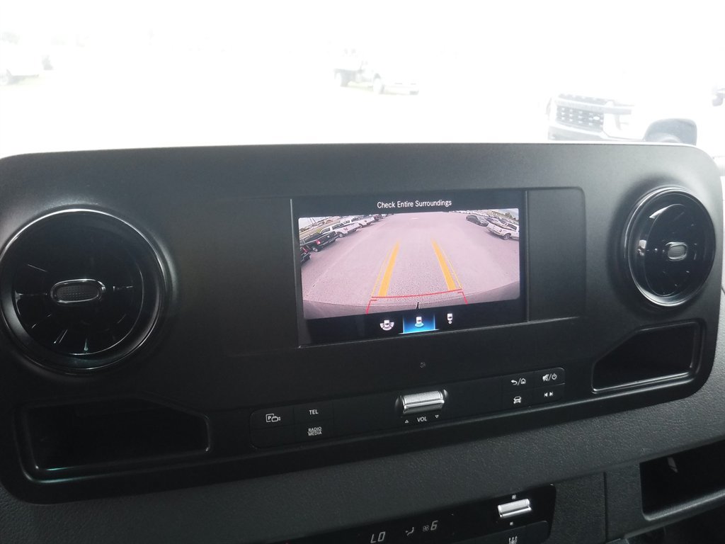 Used 2024 Mercedes-Benz Sprinter 2500 image 17