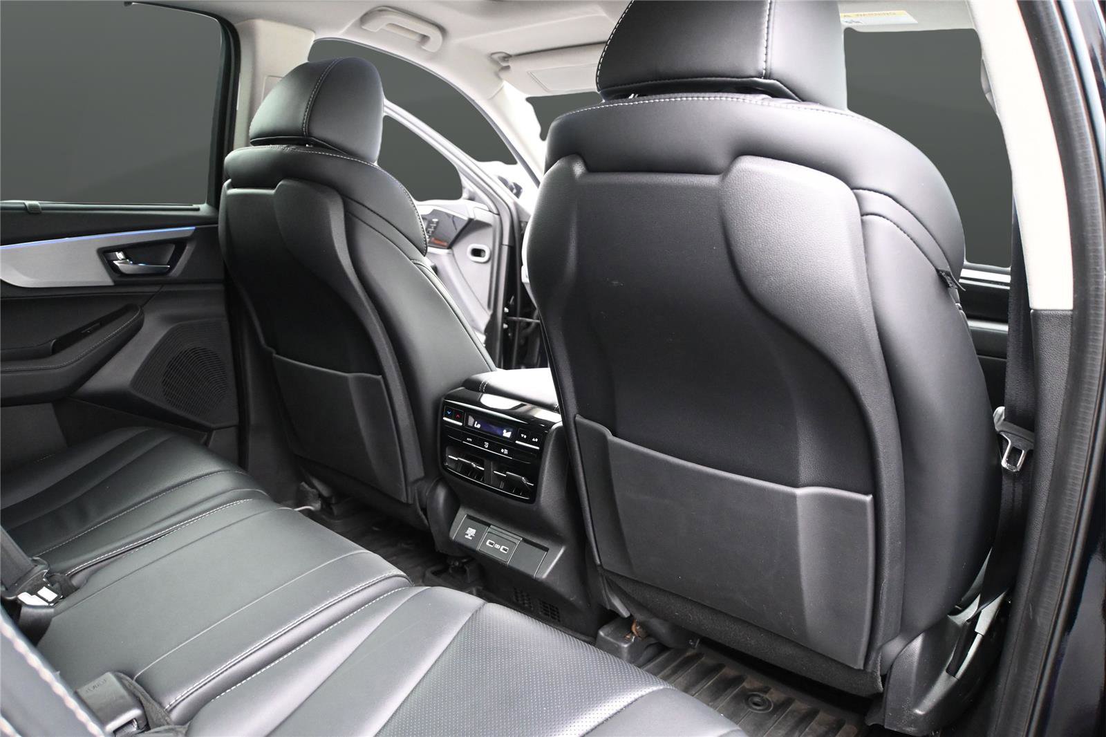 Certified 2024 Acura MDX SH-AWD w/ Technology Package image 15