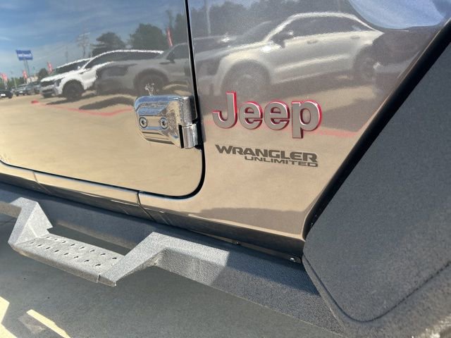 Used 2019 Jeep Wrangler Unlimited Rubicon w/ Dual Top Group AWD/4WD image 19