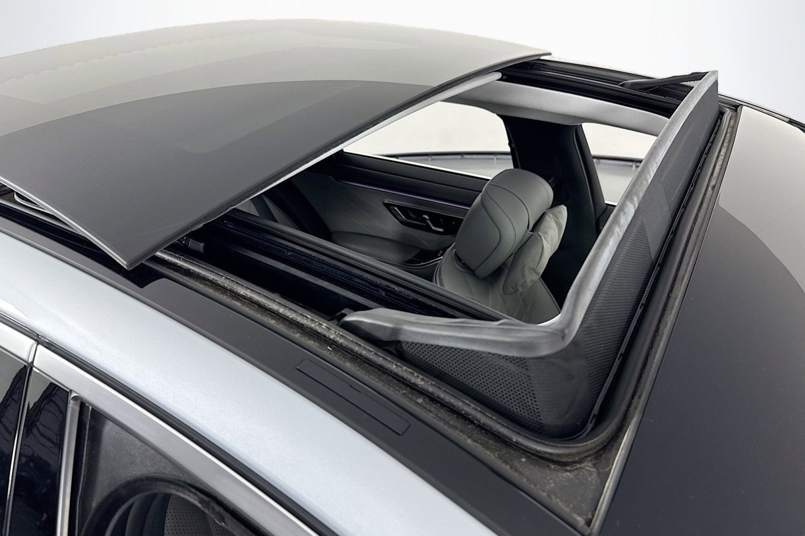 Certified 2023 Mercedes-Benz S 580e 4MATIC Sedan image 24