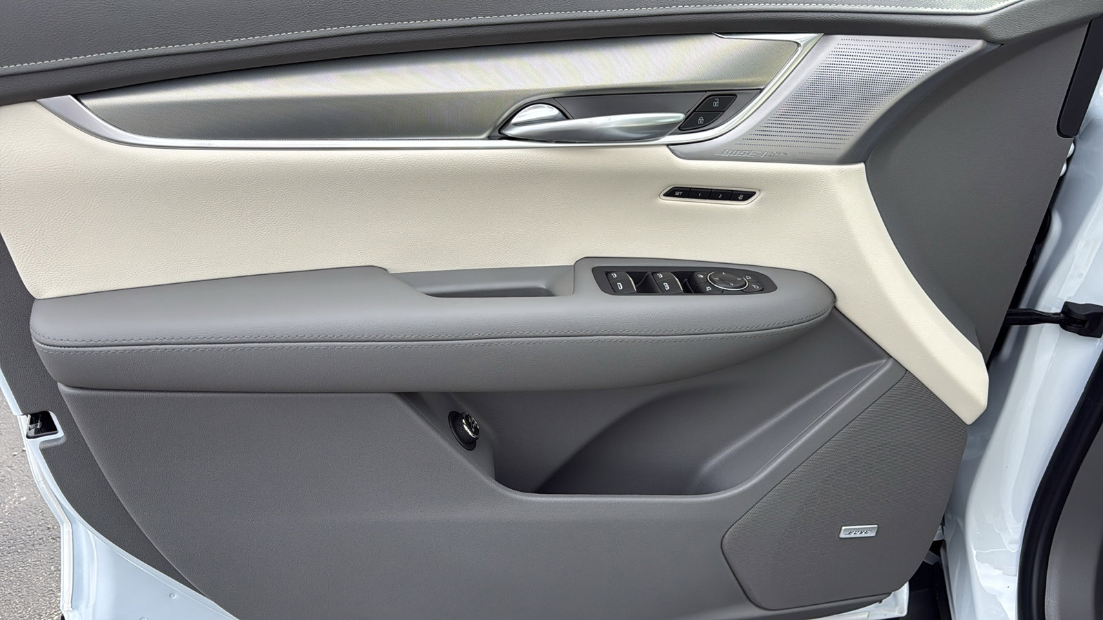 New 2026 Cadillac XT5 Premium Luxury image 10