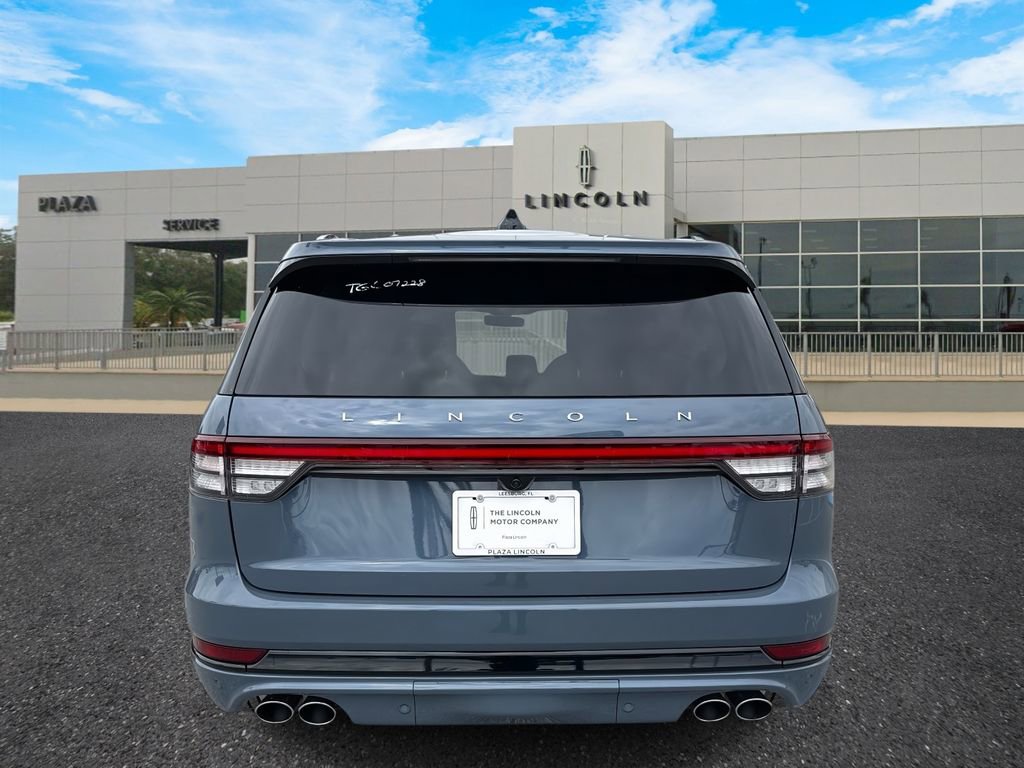 New 2026 Lincoln Aviator AWD image 4
