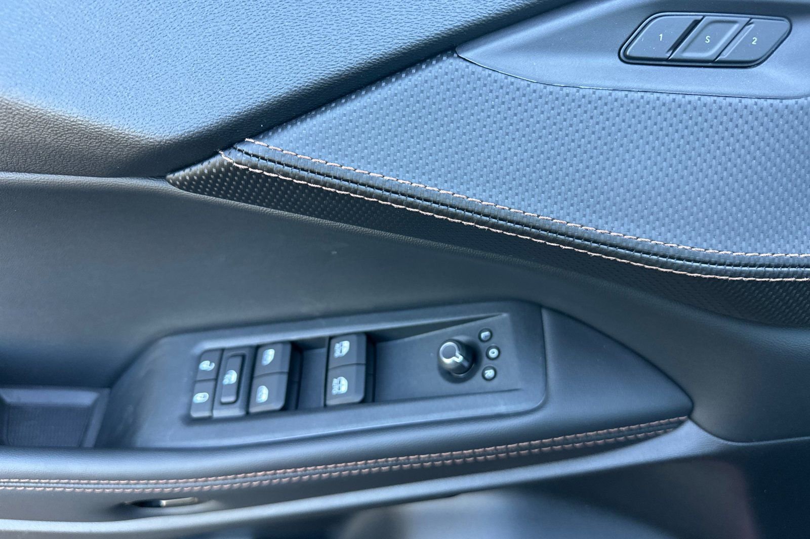 New 2026 Jeep Cherokee Overland image 8