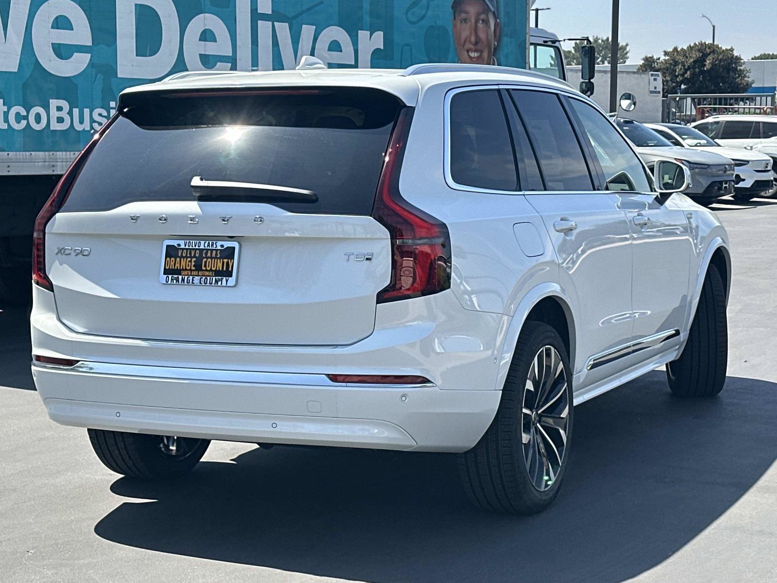 New 2026 Volvo XC90 T8 Ultra w/ Lounge Package AWD/4WD image 6
