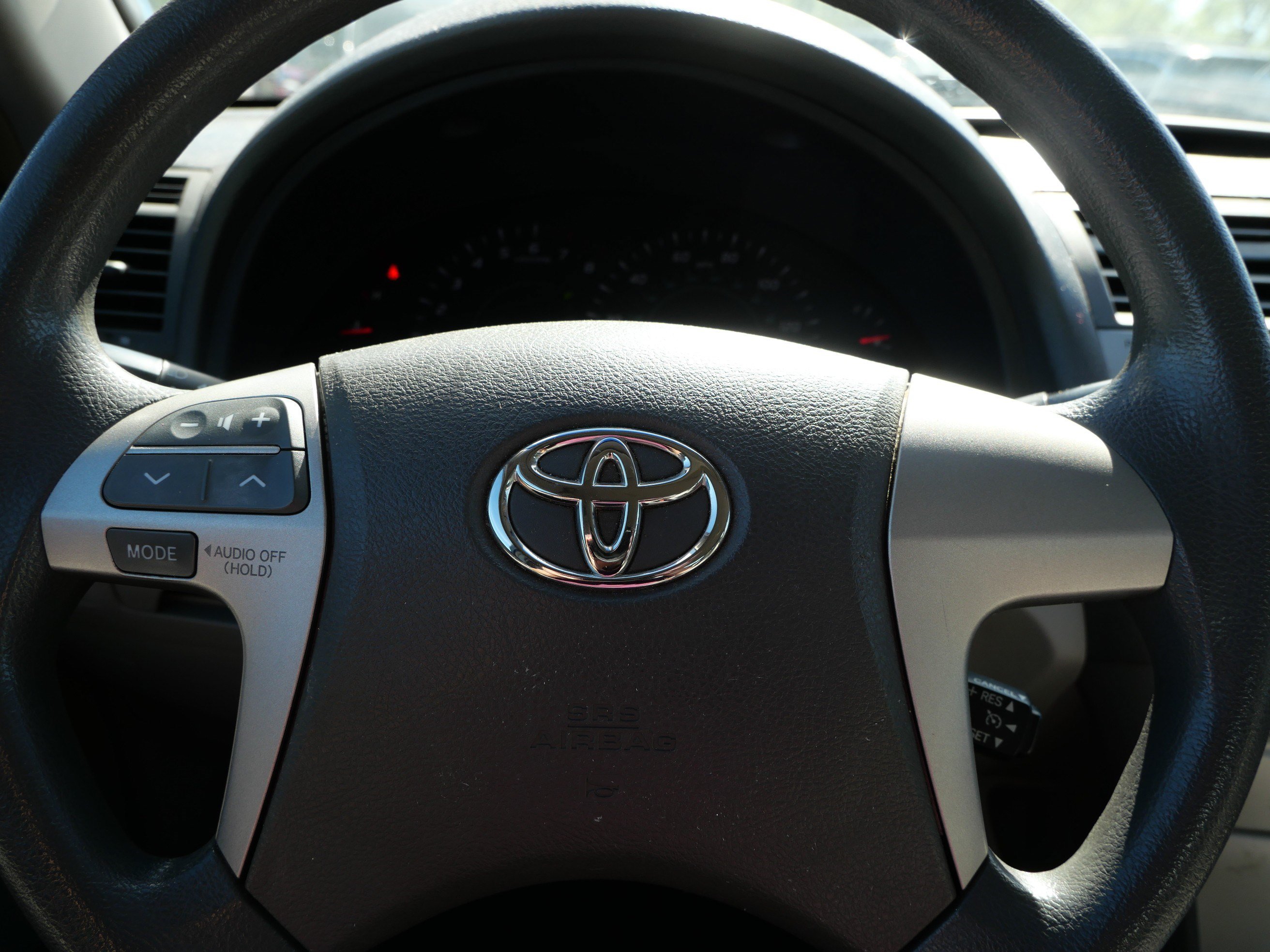 Used 2008 Toyota Camry LE FWD image 25