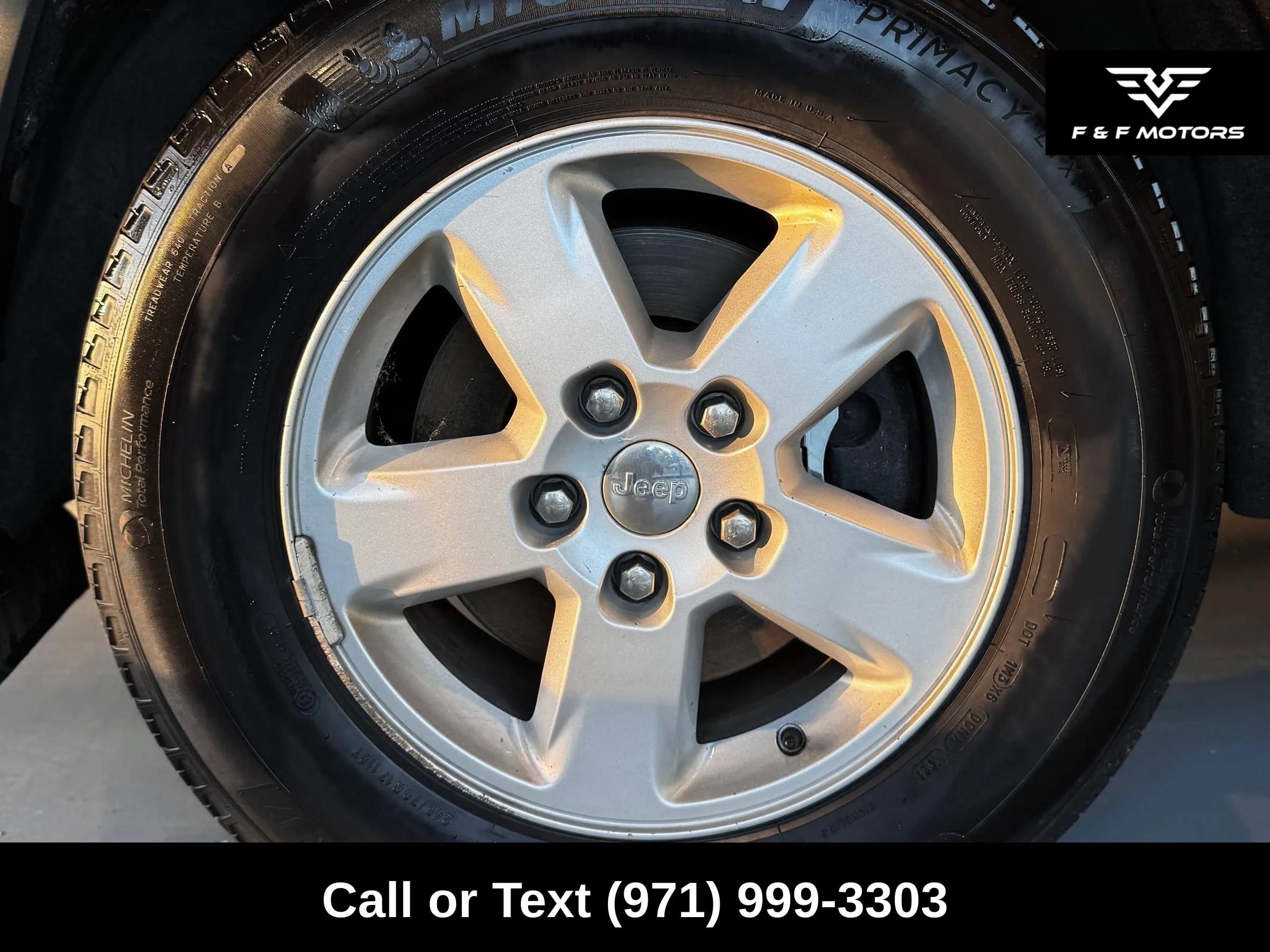 Used 2011 Jeep Grand Cherokee Laredo AWD/4WD image 22