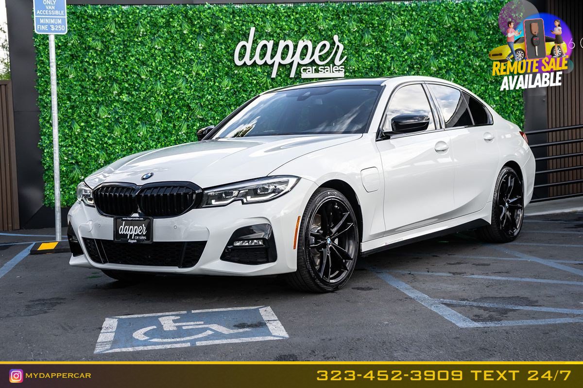 Used 2021 BMW 330e w/ M Sport Package RWD image 1