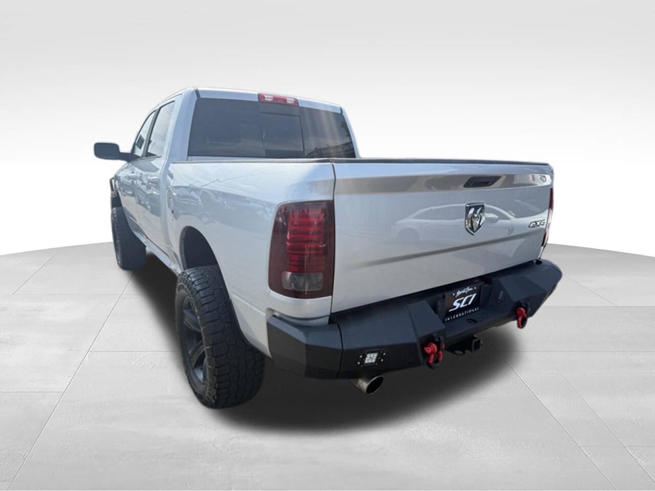 Used 2015 RAM 1500 Sport w/ Convenience Group AWD/4WD image 3