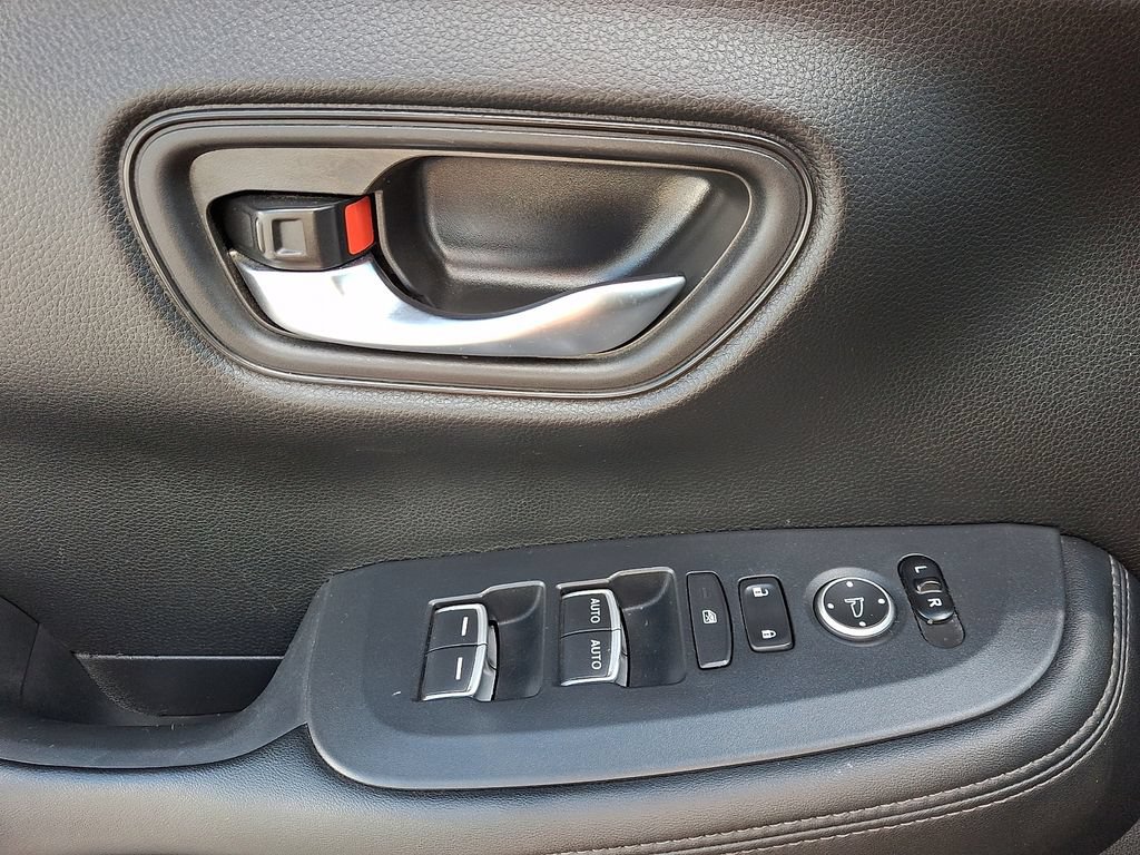 Used 2023 Honda HR-V EX-L image 14