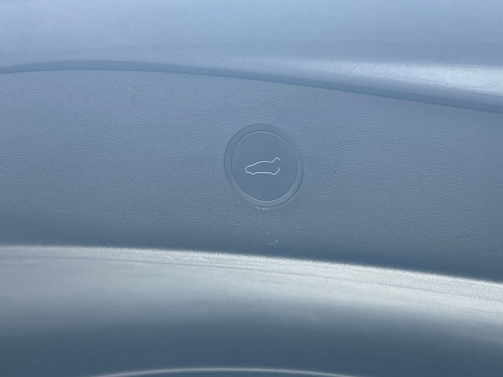 Used 2023 Tesla Model 3 Performance image 22