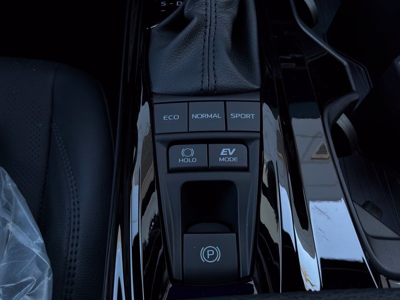 New 2026 Toyota Camry XSE FWD image 24