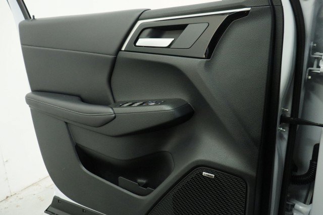 New 2026 Mitsubishi Outlander LE FWD image 15