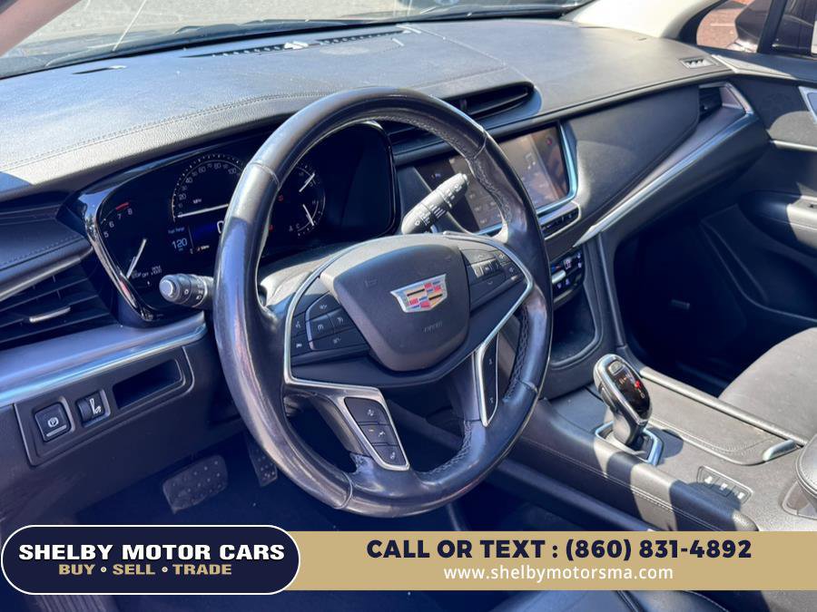 Used 2018 Cadillac XT5 Premium Luxury image 11