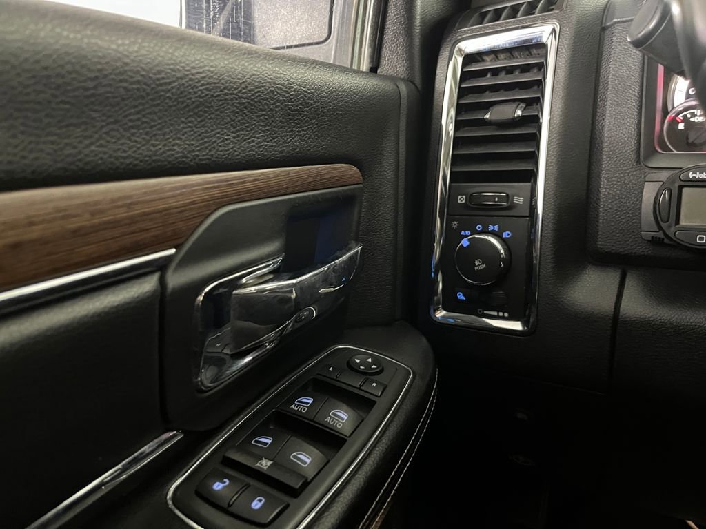 Used 2013 RAM 2500 Laramie w/ Convenience Group image 24