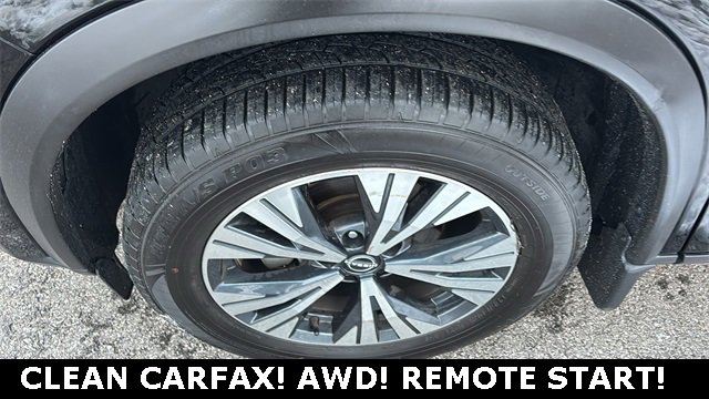 Used 2023 Nissan Rogue SV image 32