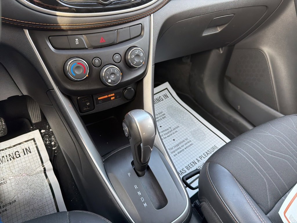 Used 2021 Chevrolet Trax LT w/ Driver Confidence Package image 25