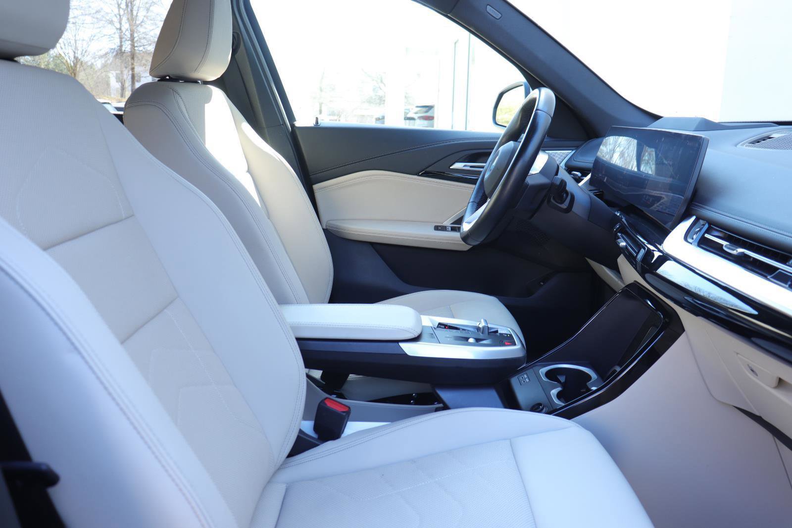 Used 2023 BMW X1 xDrive28i w/ Premium Package image 21