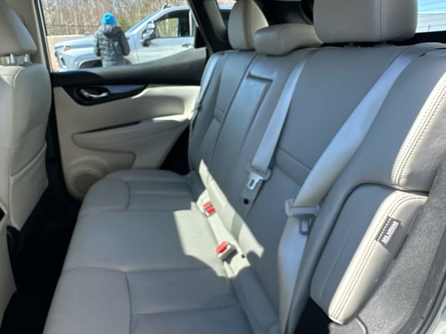 Used 2022 Nissan Rogue Sport SL w/ Premium Package AWD/4WD image 22