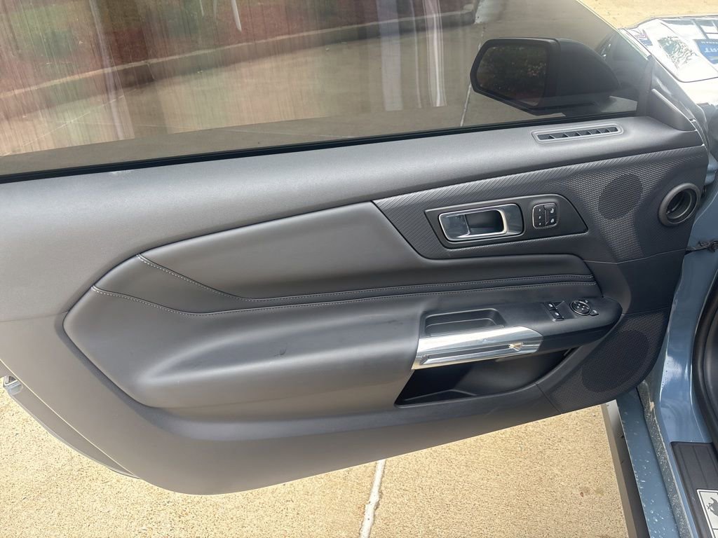 Used 2025 Ford Mustang GT Premium RWD image 24