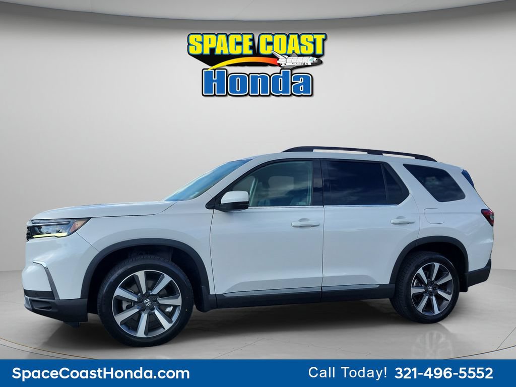 Certified 2023 Honda Pilot Touring image 9