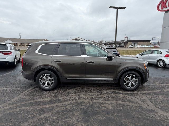 Used 2022 Kia Telluride EX image 29