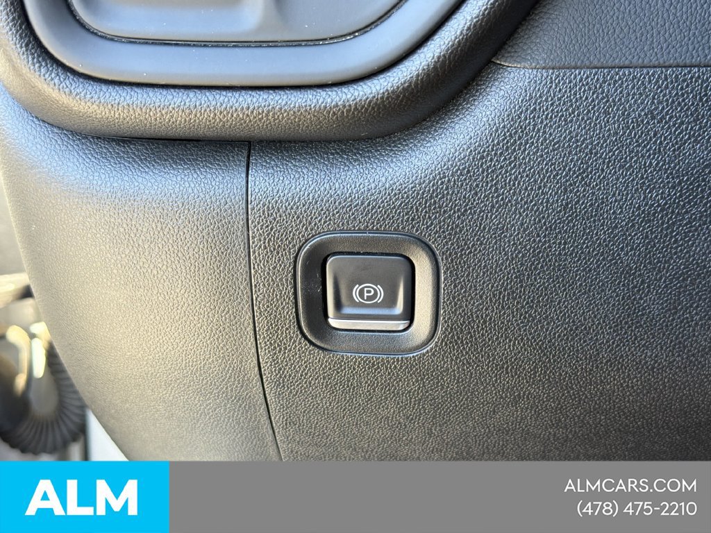 Used 2022 Chevrolet Silverado 1500 Custom RWD image 16