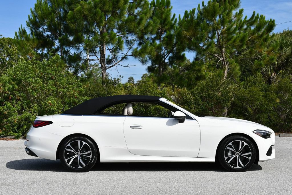 Used 2024 Mercedes-Benz CLE 300 4MATIC Cabriolet image 49