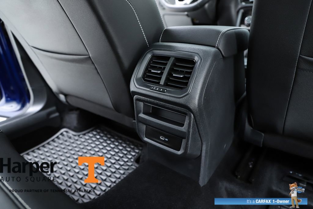 Used 2023 Volkswagen Taos SE w/ Panoramic Sunroof Package image 37