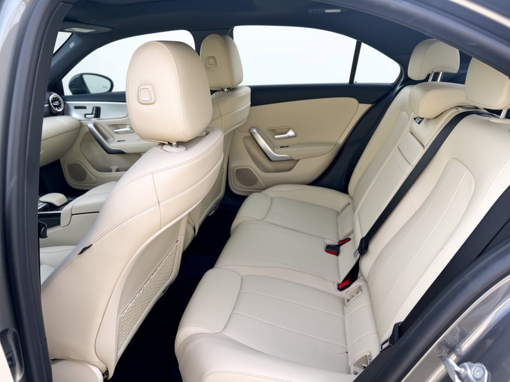 Used 2020 Mercedes-Benz A 220 image 25