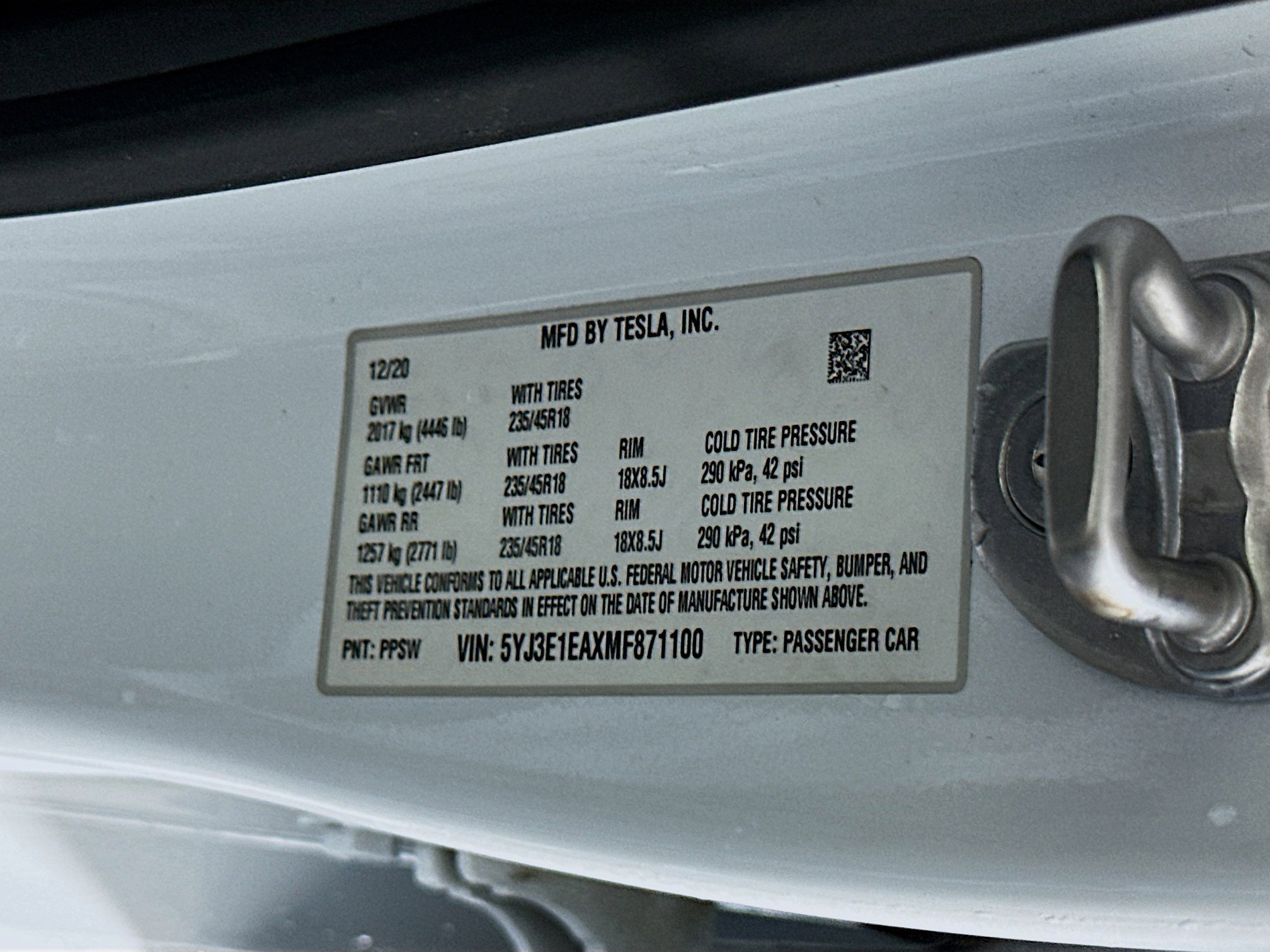 Used 2021 Tesla Model 3 Standard Range Plus image 12