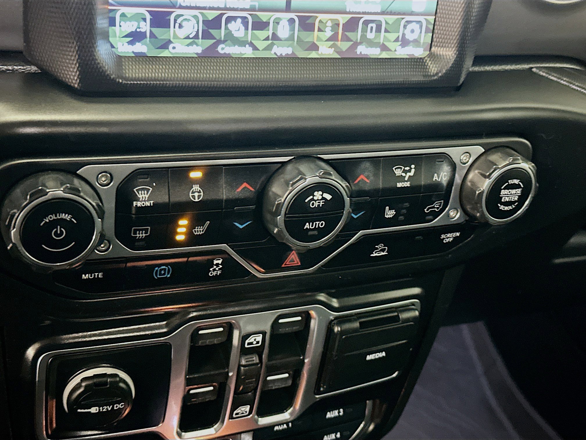 Used 2023 Jeep Wrangler Unlimited Rubicon 4xe w/ Cold Weather Group image 24