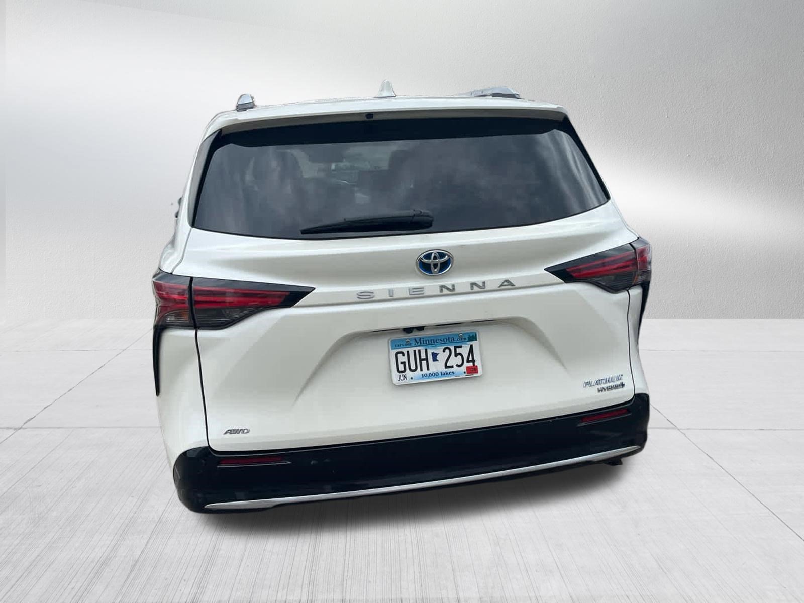 Certified 2021 Toyota Sienna Platinum image 4