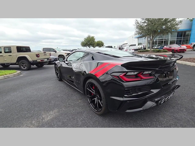 New 2027 Chevrolet Corvette Grand Sport w/ Z52 Sport Performance Package RWD image 21