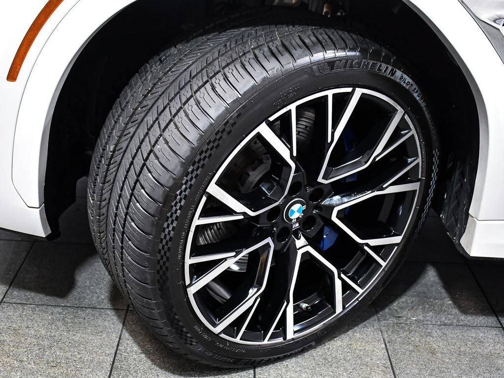 Used 2021 BMW X6 M w/ Executive Package AWD/4WD image 7